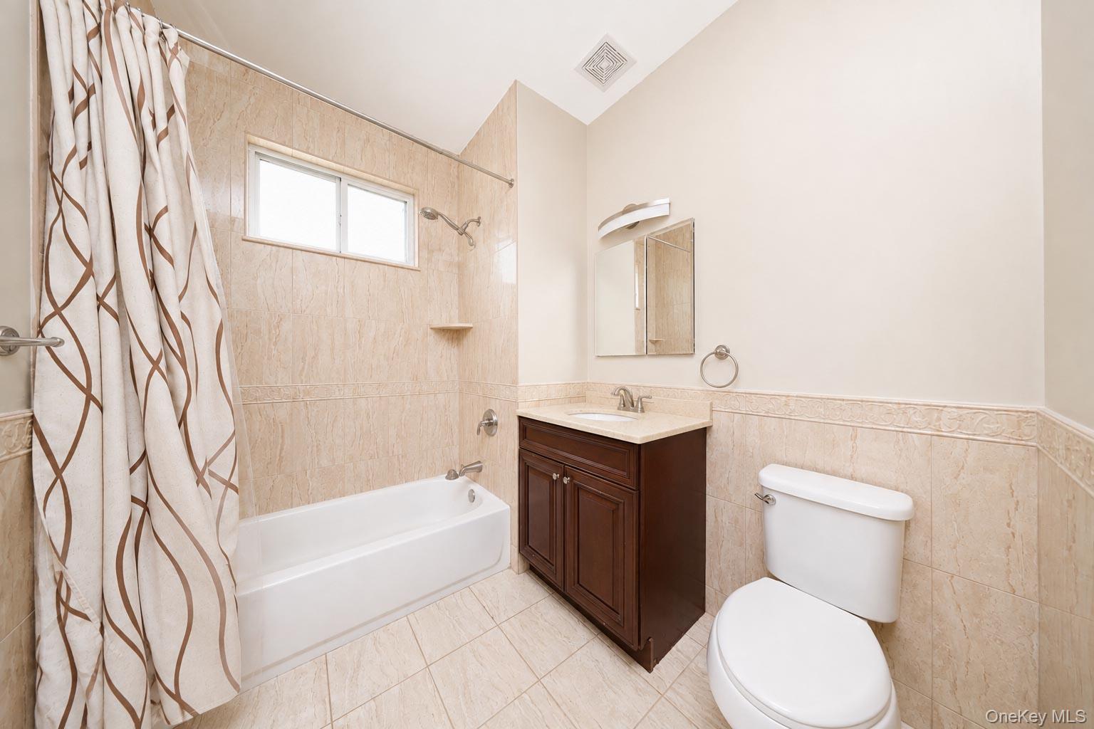 Single Family Wiltshire Ln Staten Island, NY 10309, MLS-1038571-27