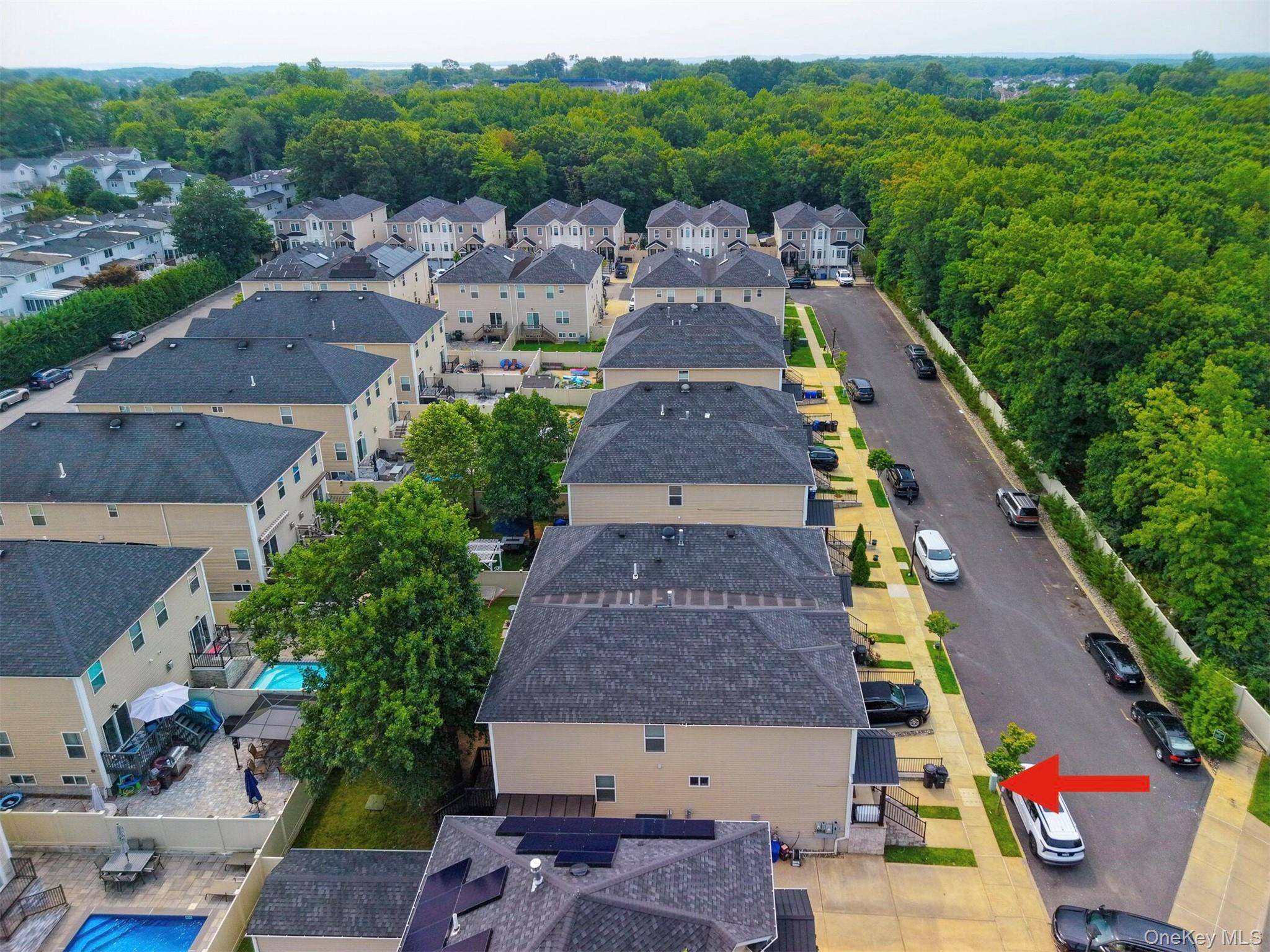 Single Family Wiltshire Ln  Staten Island, NY 10309, MLS-1038571-37