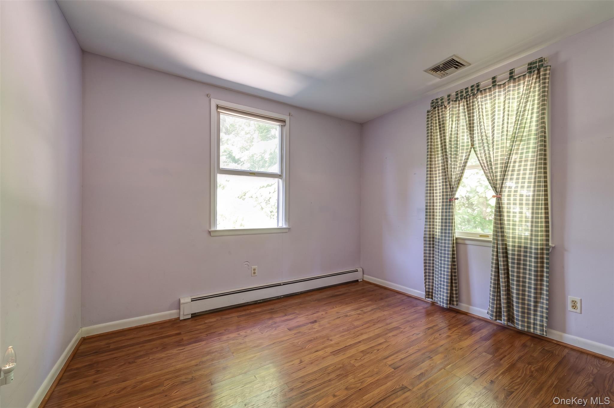 Single Family Cedar Avenue Suffolk County, NY 11779, MLS-1038578-15