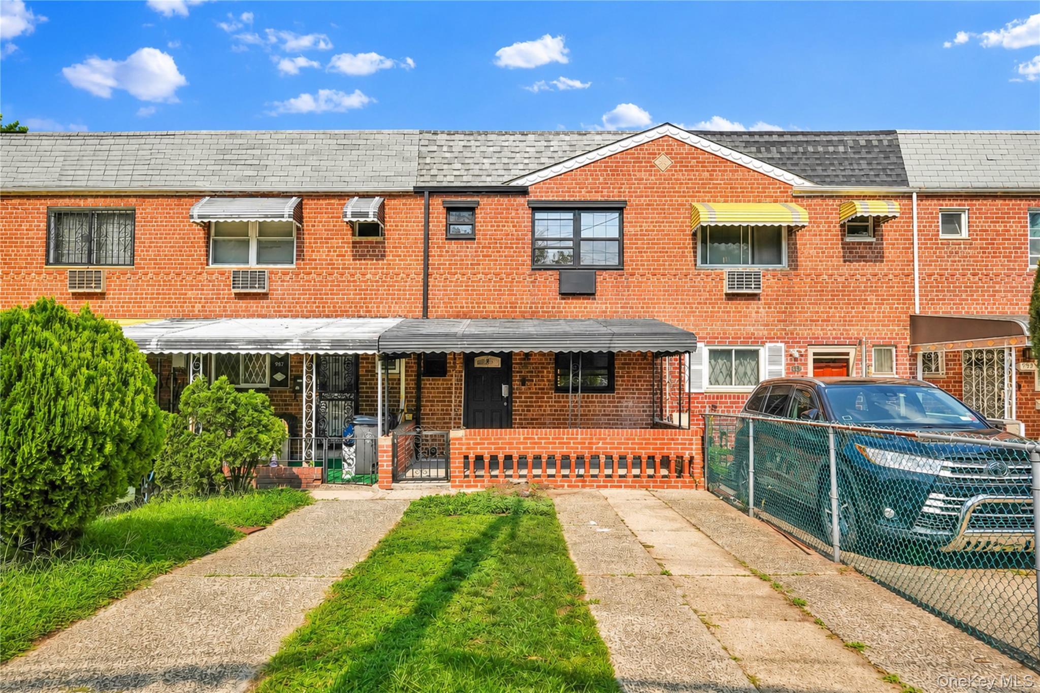 Single Family Schenck Avenue Brooklyn, NY 11207, MLS-1038581-16