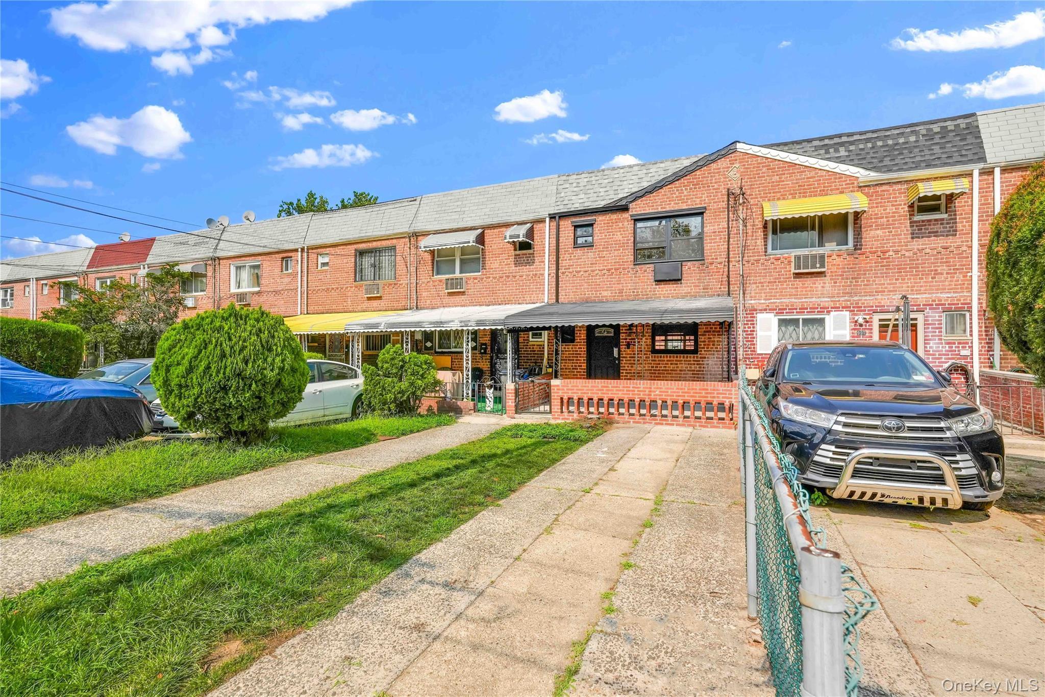 Single Family Schenck Avenue Brooklyn, NY 11207, MLS-1038581-17