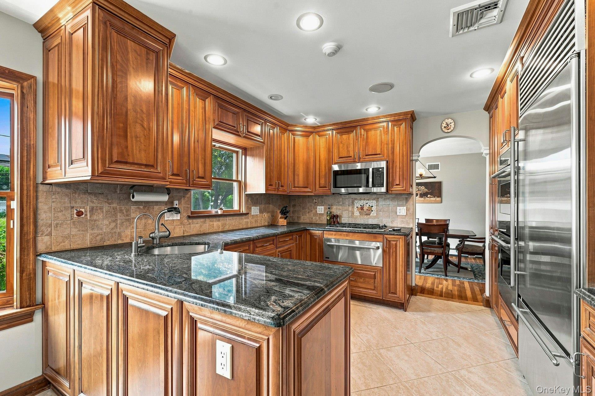 Single Family Herkimer Avenue Nassau County, NY 11753, MLS-1038584-14