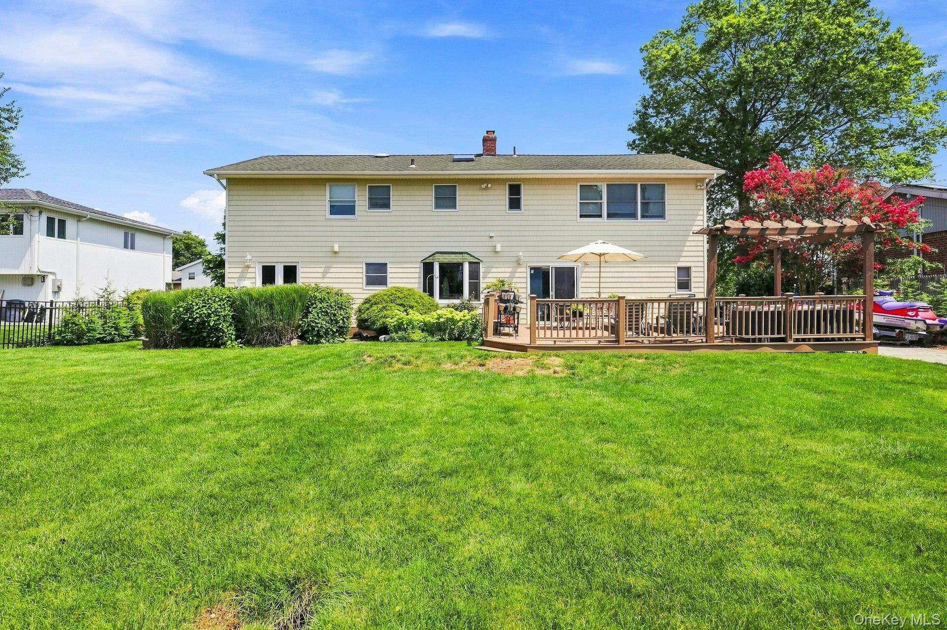 Single Family Herkimer Avenue Nassau County, NY 11753, MLS-1038584-39