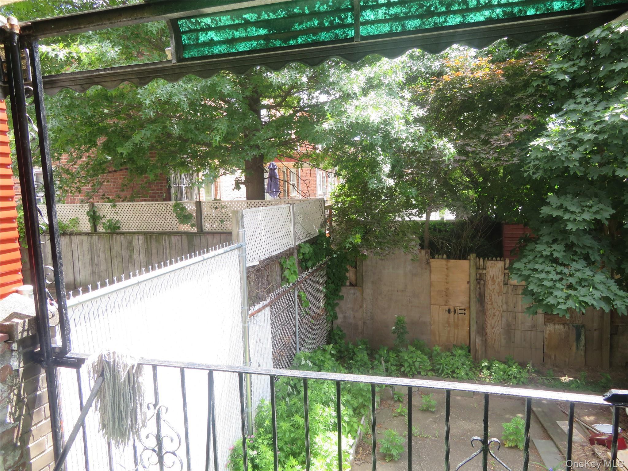 Single Family Avenue L  Brooklyn, NY 11234, MLS-1038605-12