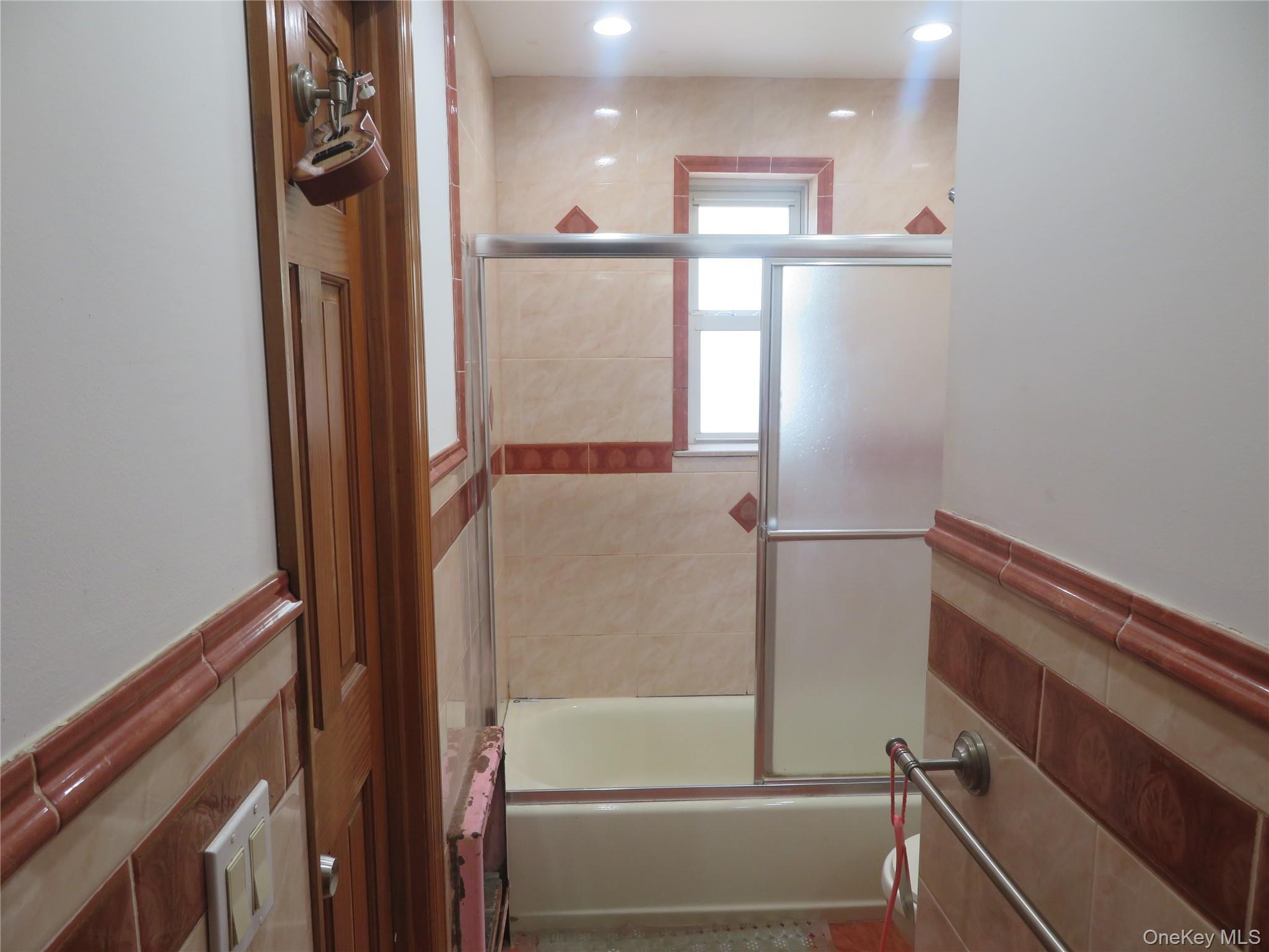 Single Family Avenue L  Brooklyn, NY 11234, MLS-1038605-18