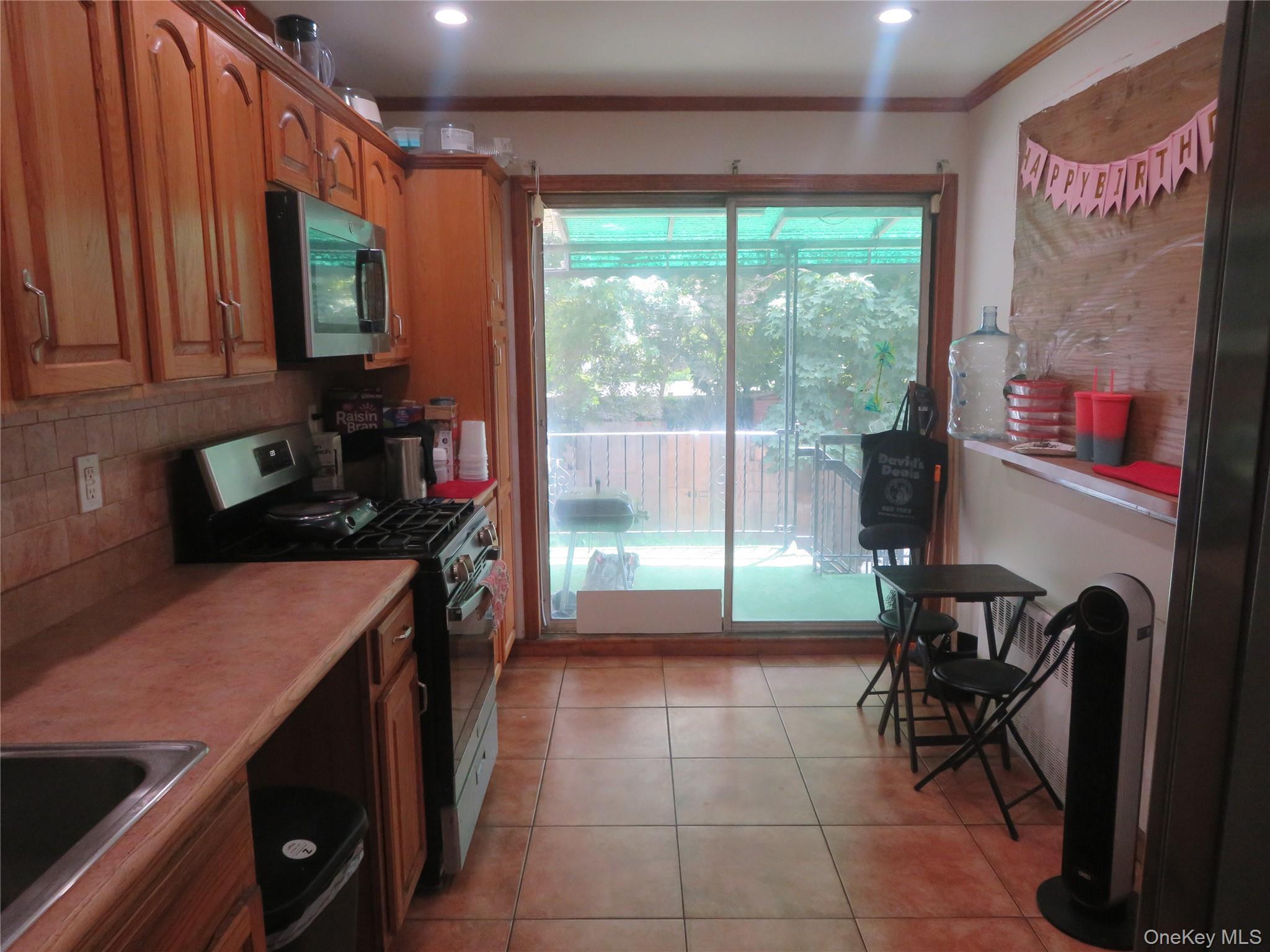 Single Family Avenue L  Brooklyn, NY 11234, MLS-1038605-7