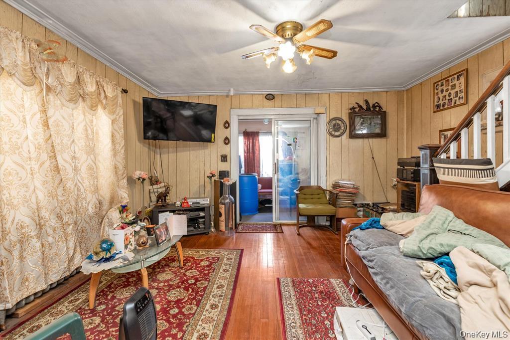 Single Family 118th Avenue Queens, NY 11412, MLS-1038624-2