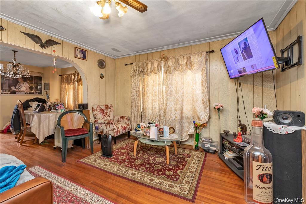 Single Family 118th Avenue Queens, NY 11412, MLS-1038624-3
