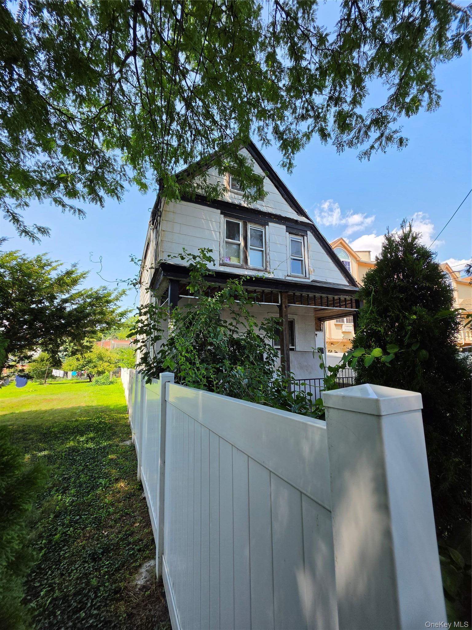 Single Family Pearl Street Westchester County, NY 10550, MLS-1038646-2