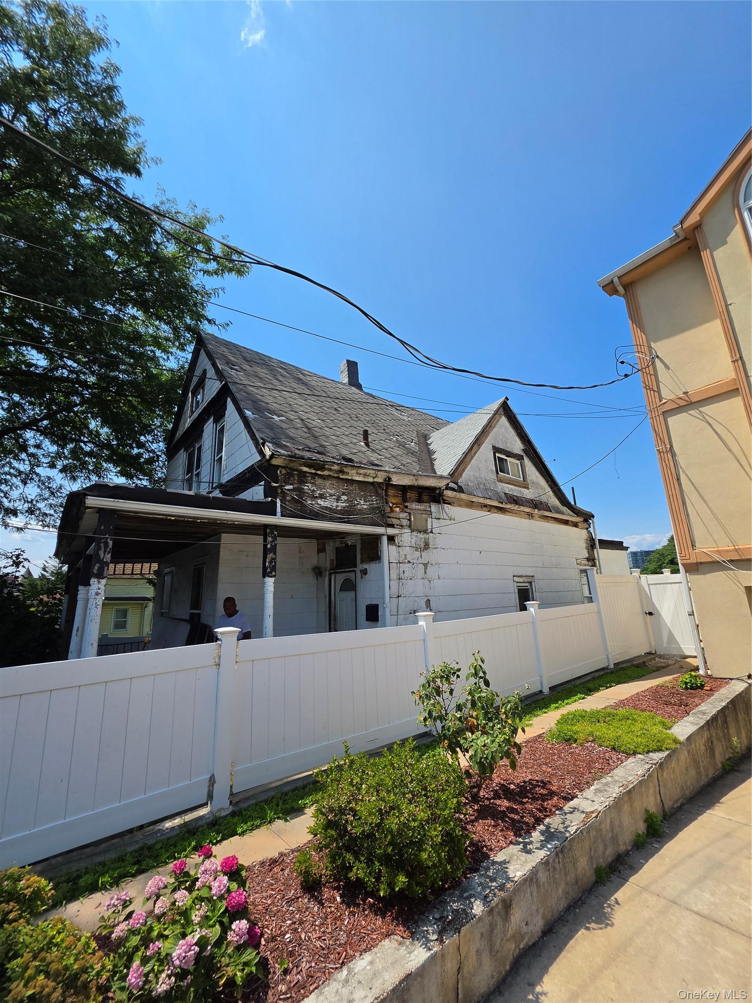 Single Family Pearl Street Westchester County, NY 10550, MLS-1038646-3