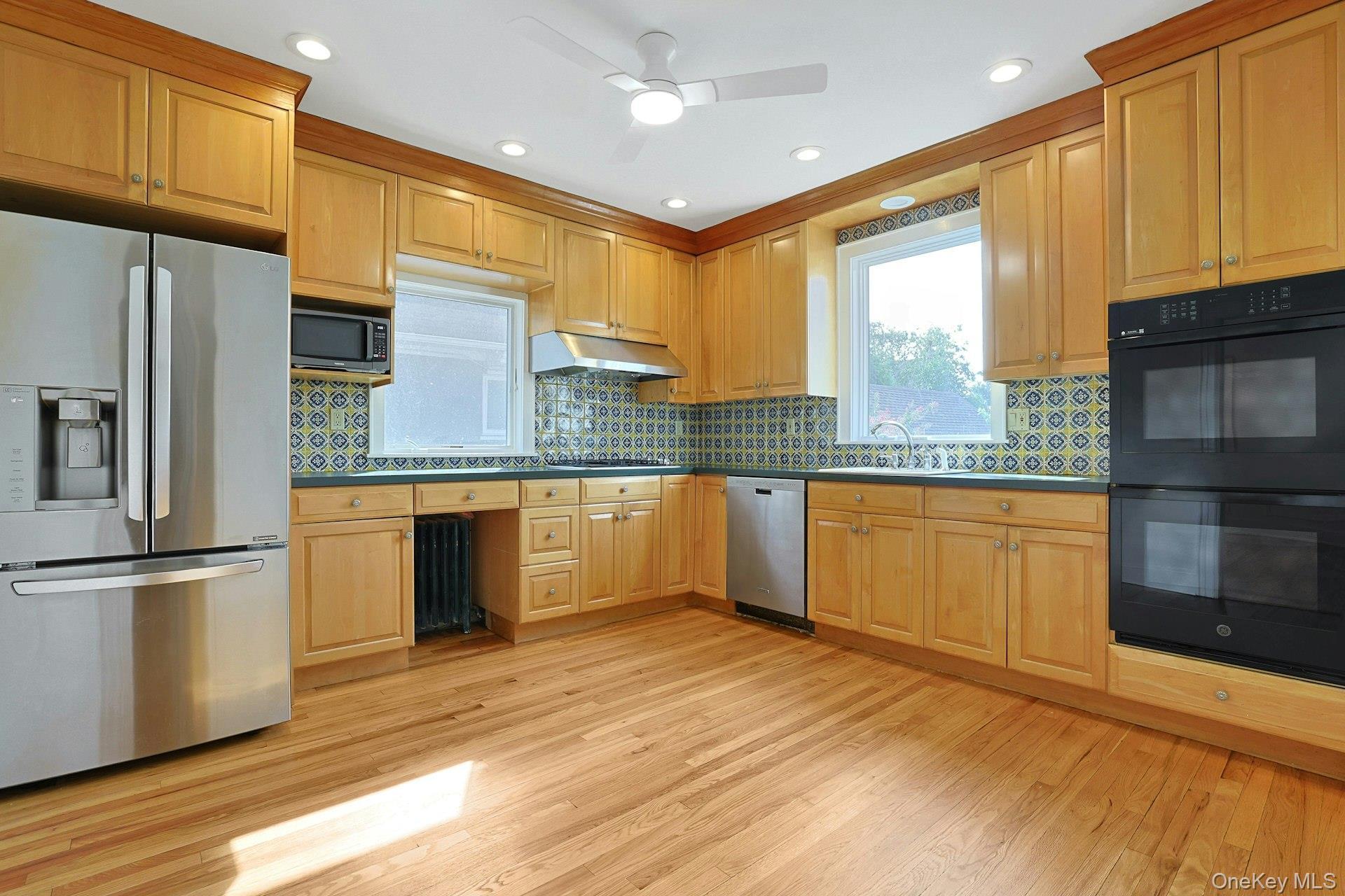 Single Family Bowman Avenue Westchester County, NY 10573, MLS-1038647-12