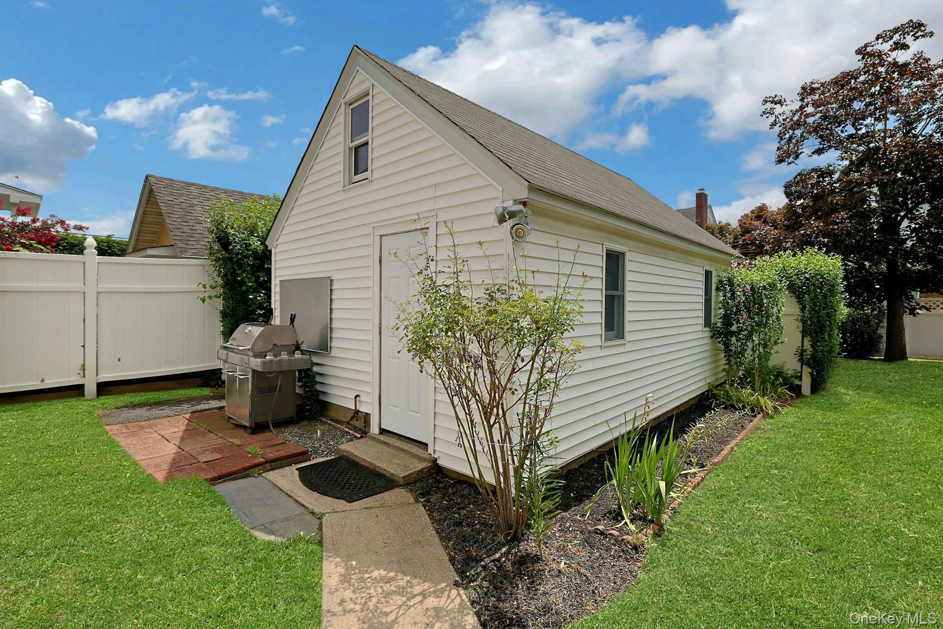 Single Family Bowman Avenue Westchester County, NY 10573, MLS-1038647-25
