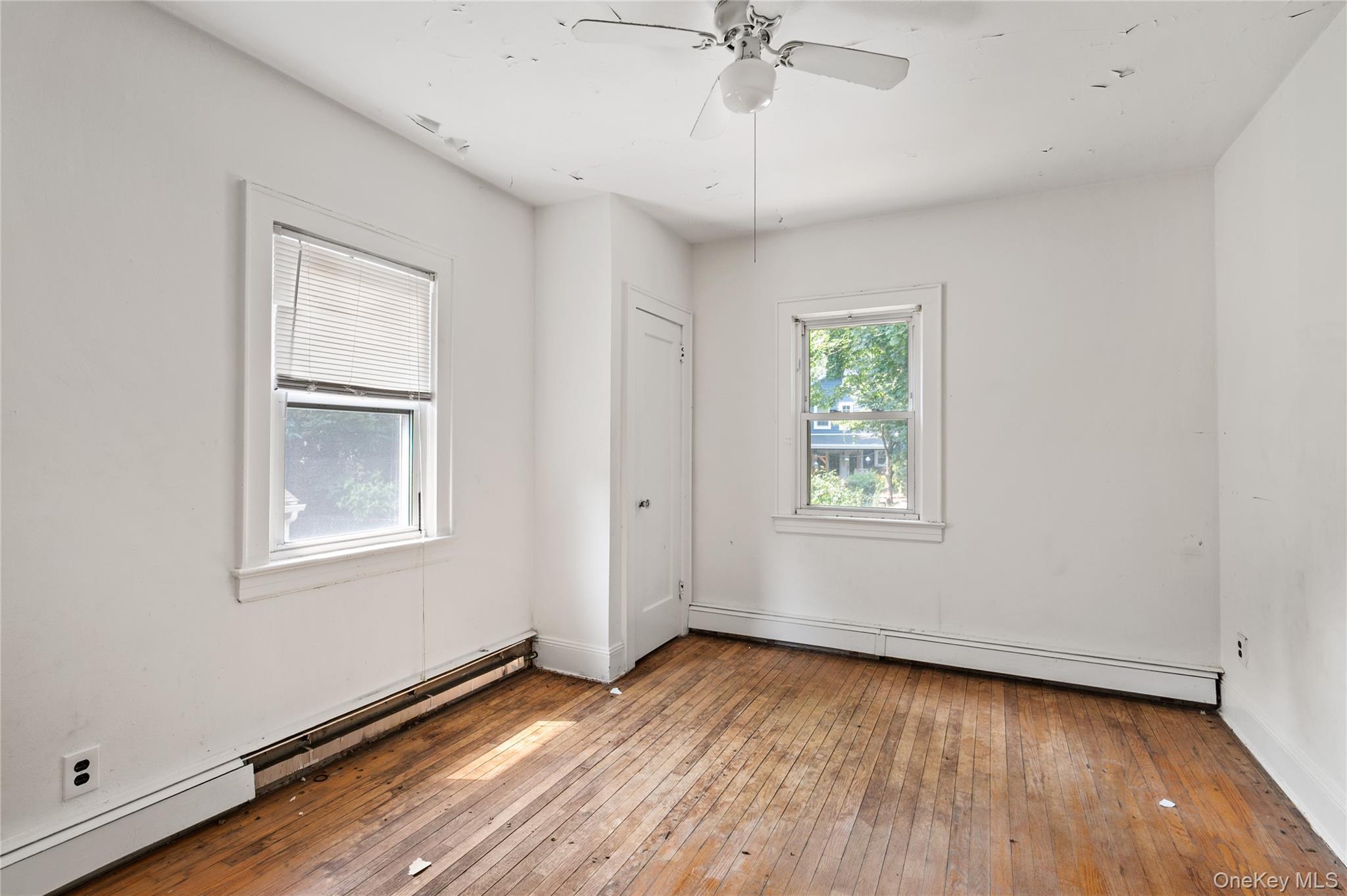 Single Family Marlan Court Nassau County, NY 11579, MLS-1038653-10