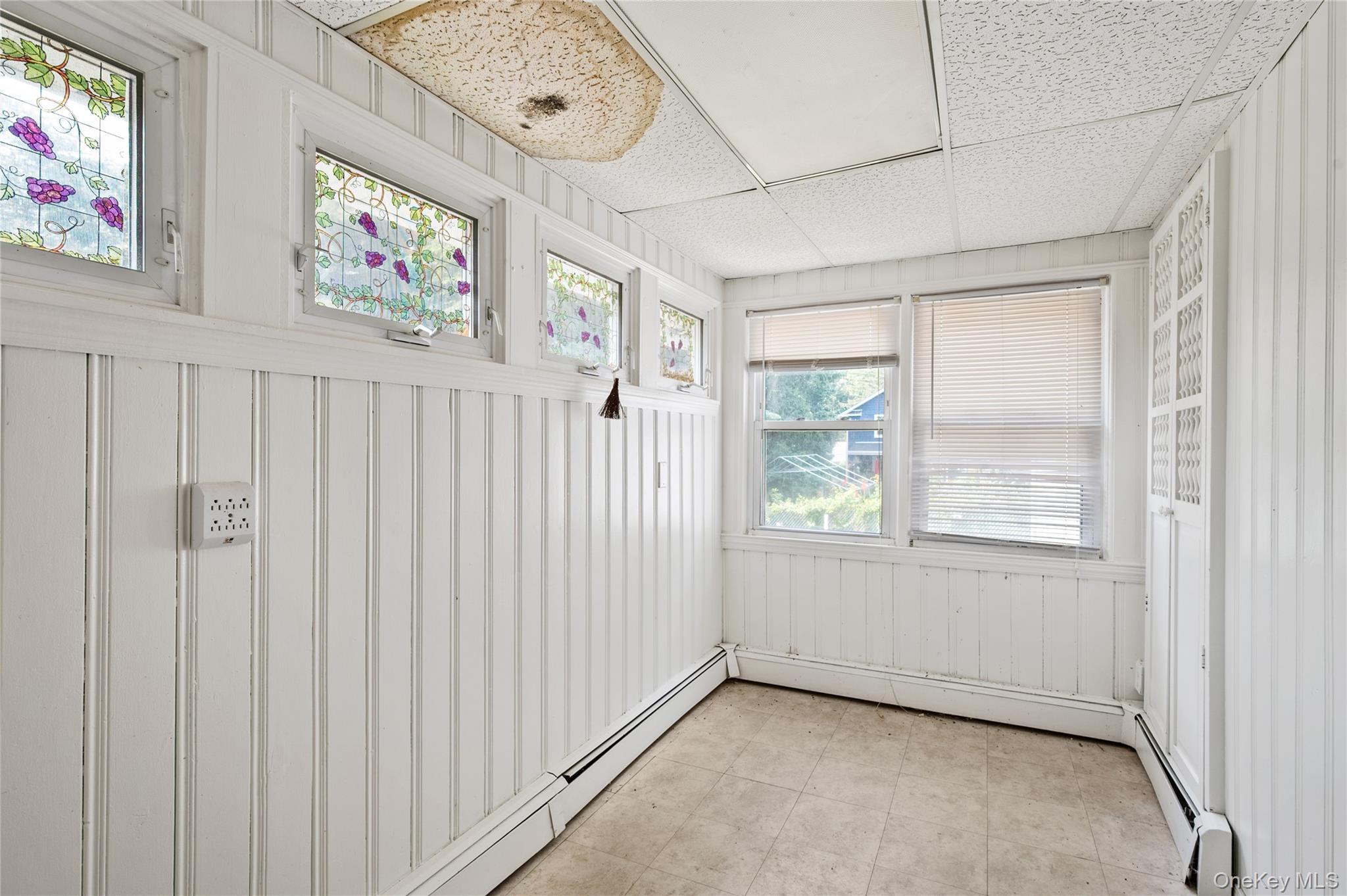 Single Family Marlan Court Nassau County, NY 11579, MLS-1038653-6