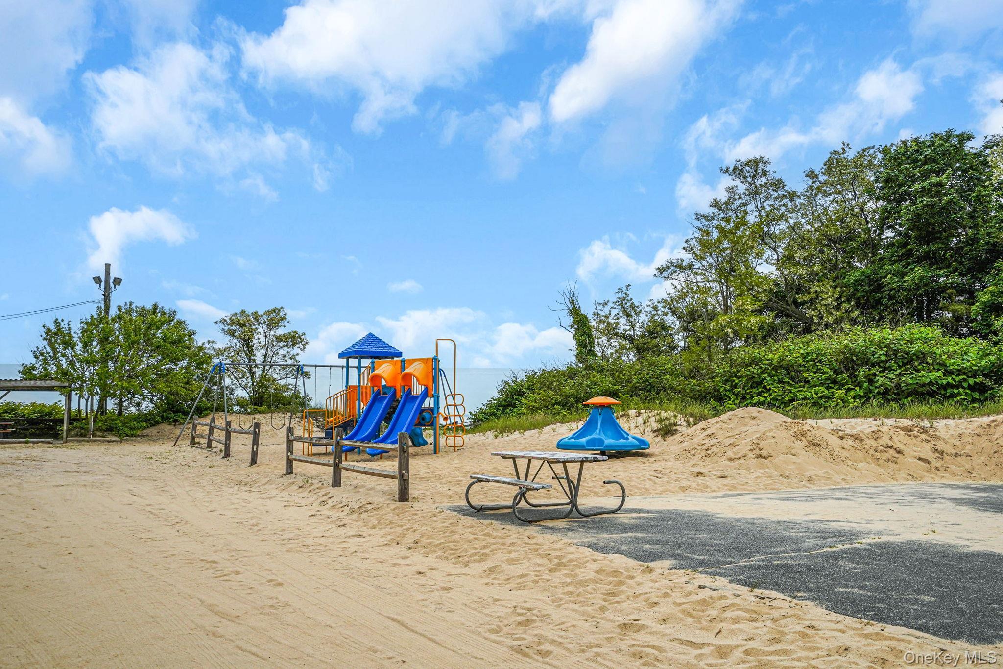 Single Family Port Jefferson Road Suffolk County, NY 11789, MLS-1038657-30