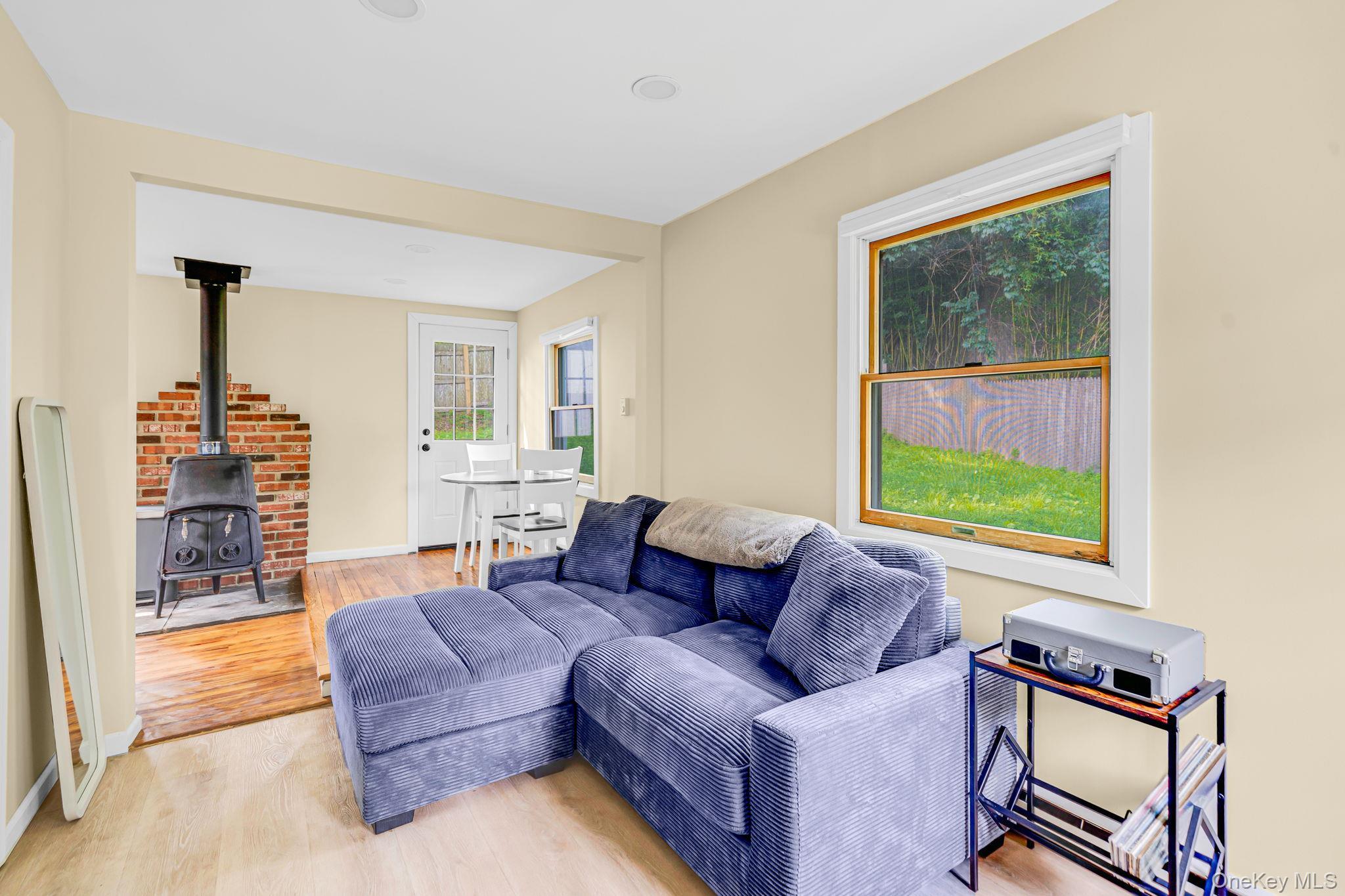 Single Family Port Jefferson Road Suffolk County, NY 11789, MLS-1038657-5