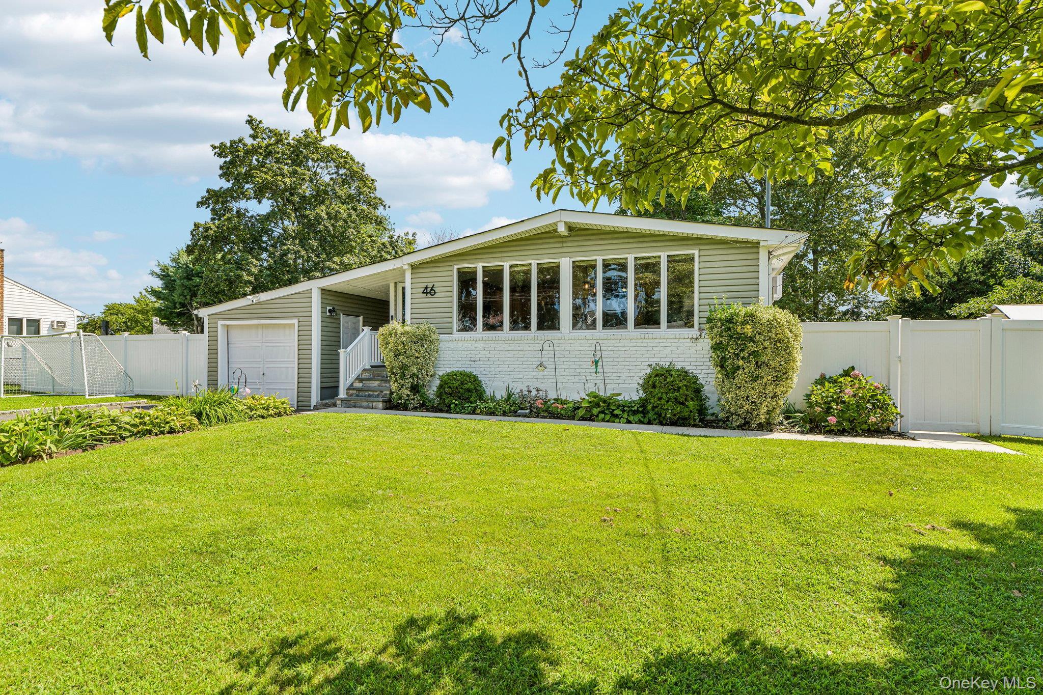 Single Family Beecher Avenue Suffolk County, NY 11730, MLS-1038661-2