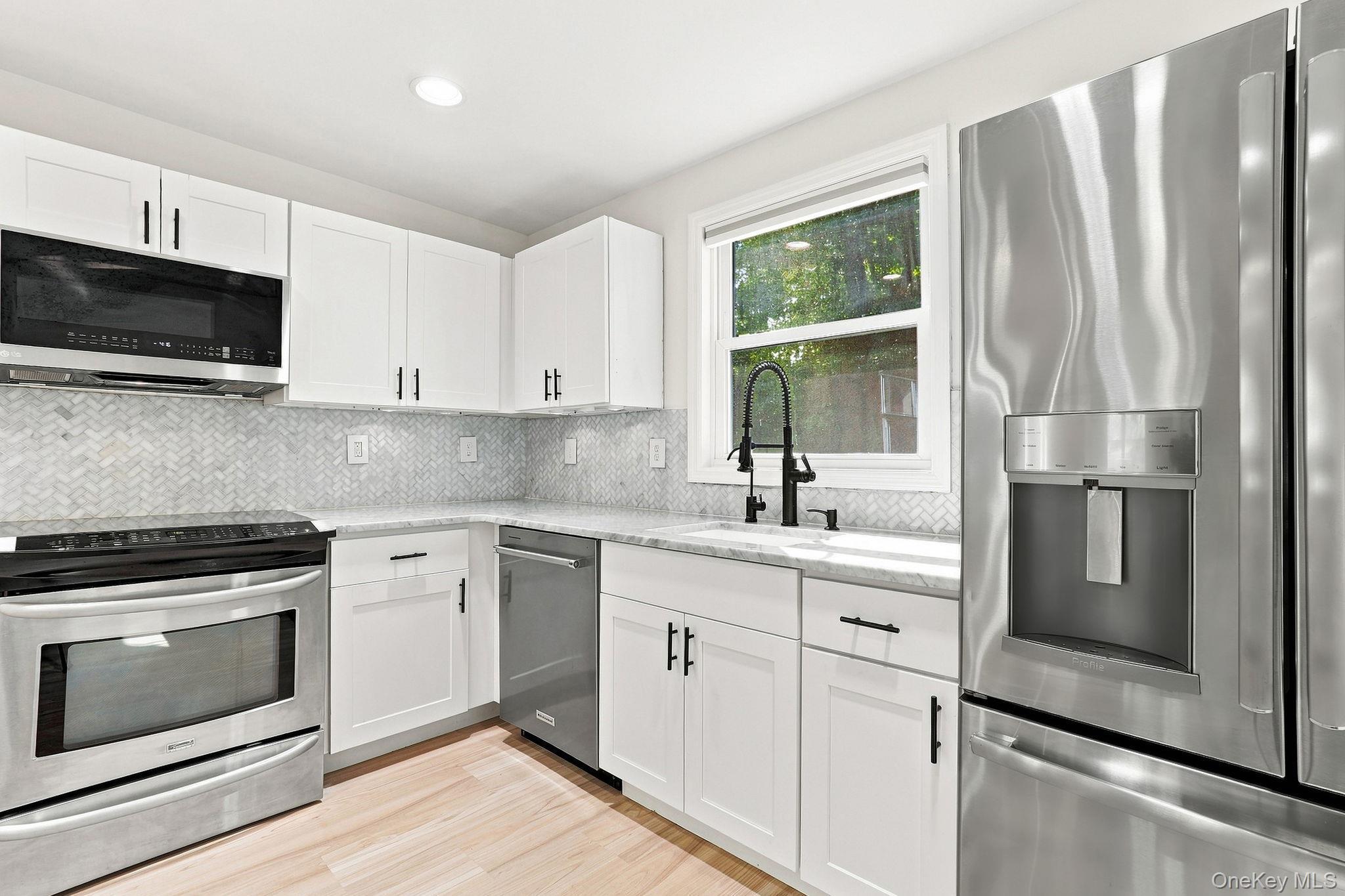 Single Family Red Oaks Mill Road Dutchess County, NY 12603, MLS-1038677-15