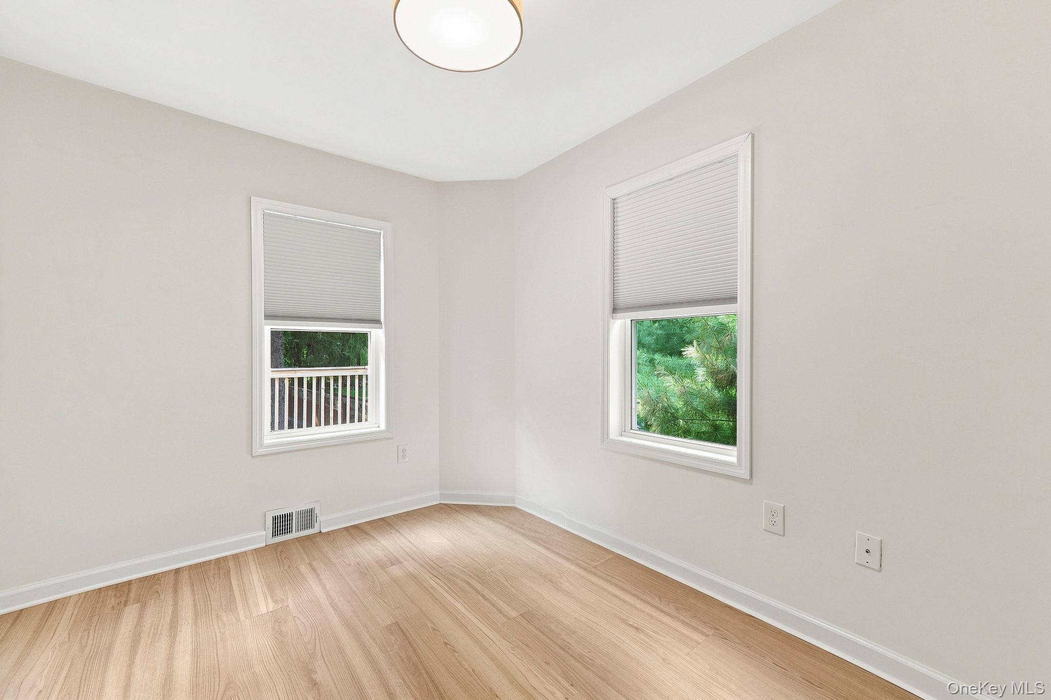 Single Family Red Oaks Mill Road Dutchess County, NY 12603, MLS-1038677-18