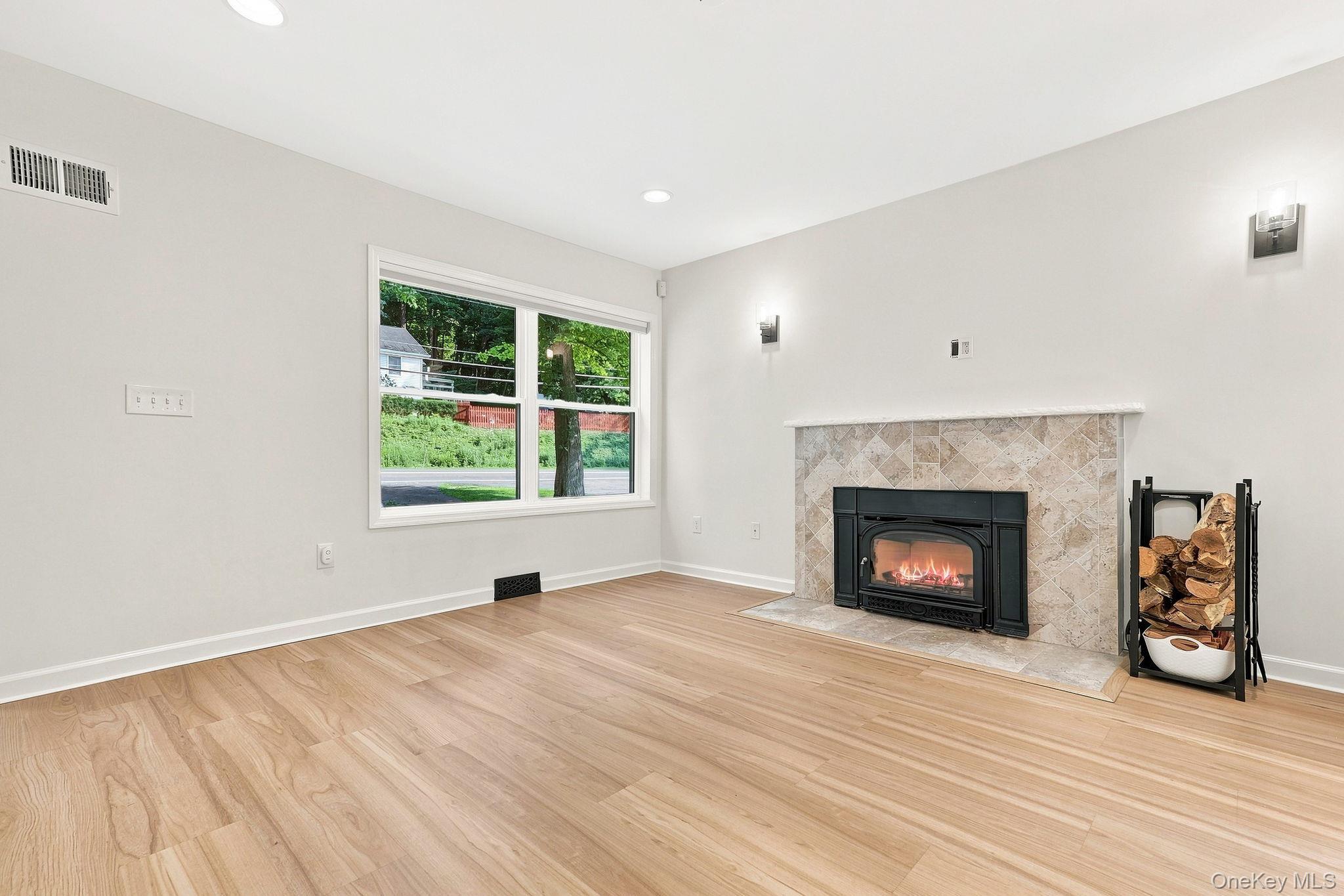 Single Family Red Oaks Mill Road Dutchess County, NY 12603, MLS-1038677-8