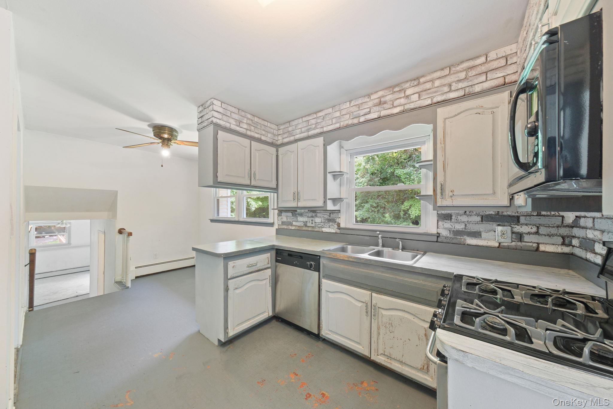 Single Family Creeden Drive  Orange County, NY 10940, MLS-1038714-16