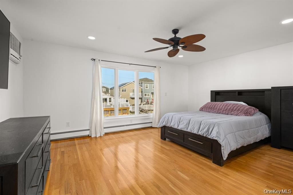 Single Family W 13th Road Queens, NY 11693, MLS-1038717-7