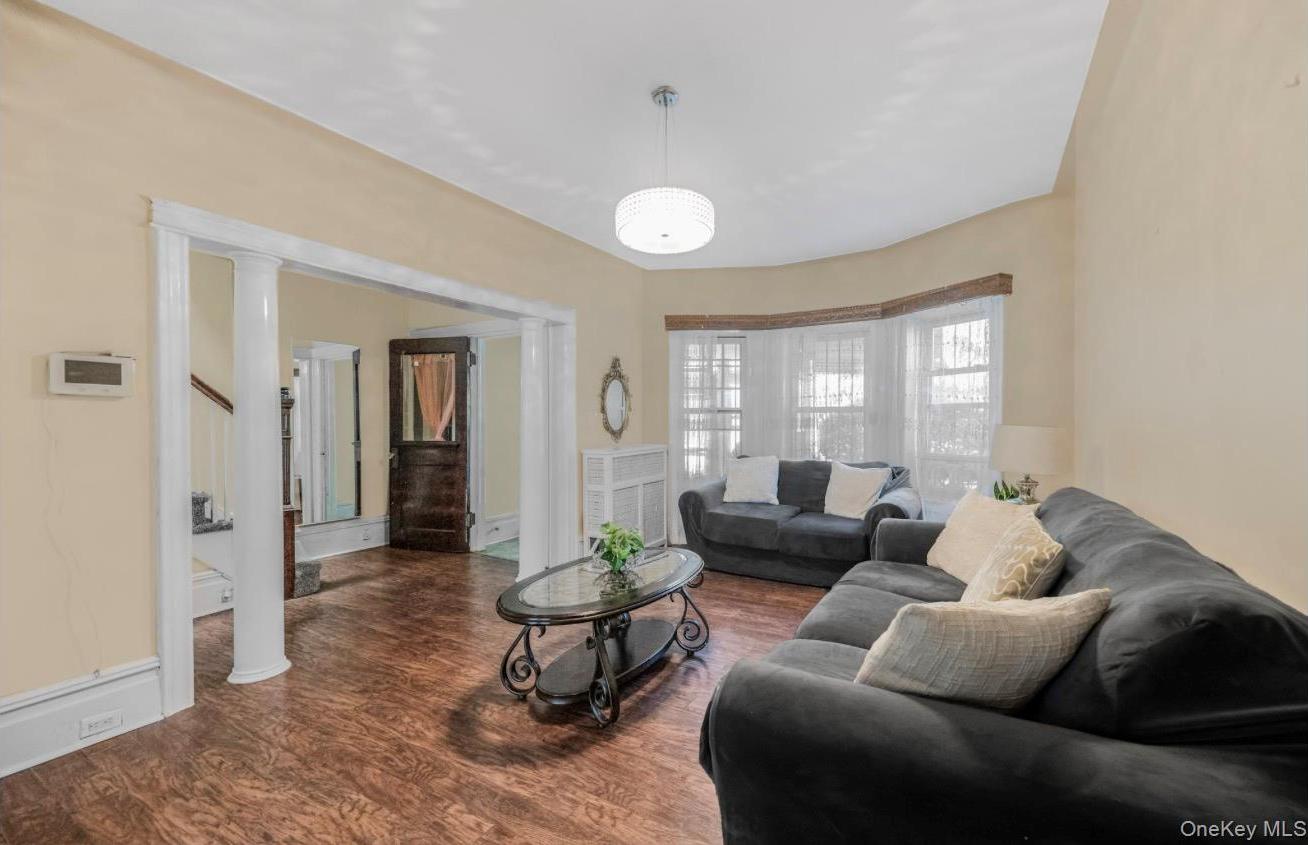 Single Family Adler Place  Brooklyn, NY 11208, MLS-1038735-4