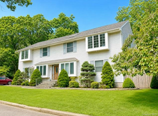Single Family Forest Lane Suffolk County, NY 11727, MLS-1038745-3