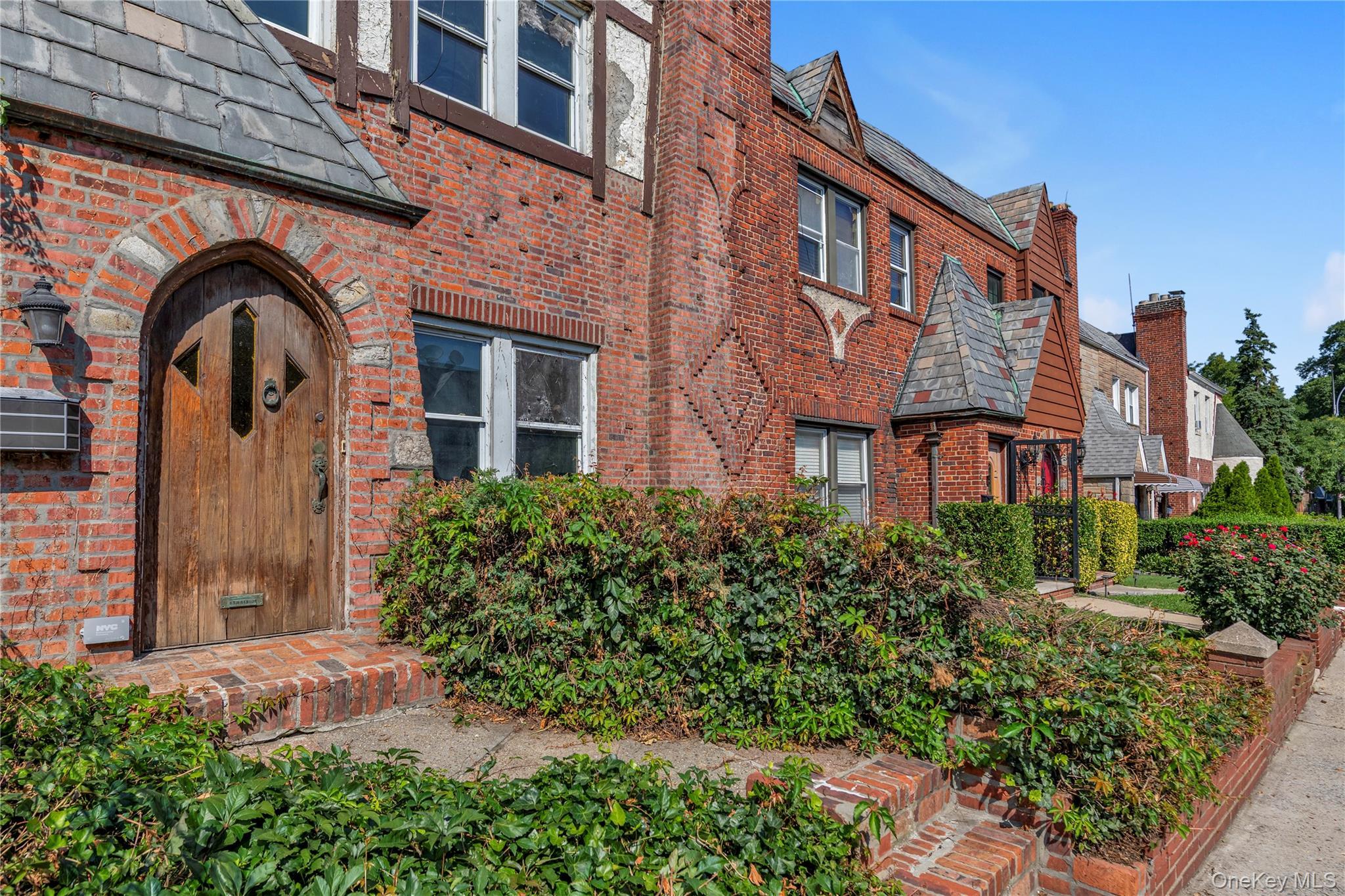 Single Family 90th Street  Queens, NY 11369, MLS-1038746-20