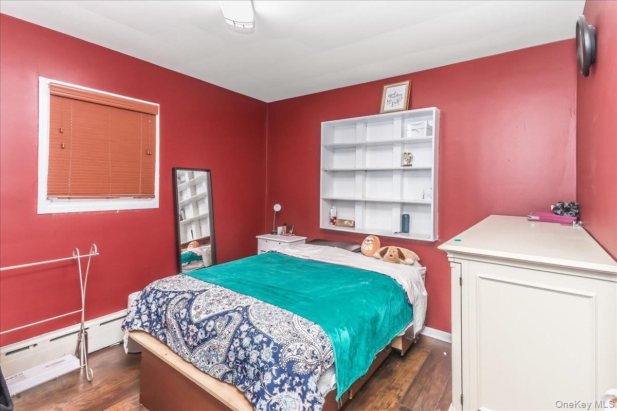 Single Family Westminster Avenue Suffolk County, NY 11746, MLS-1038771-23