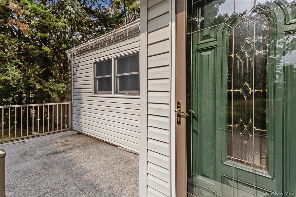 Single Family Westminster Avenue Suffolk County, NY 11746, MLS-1038771-3