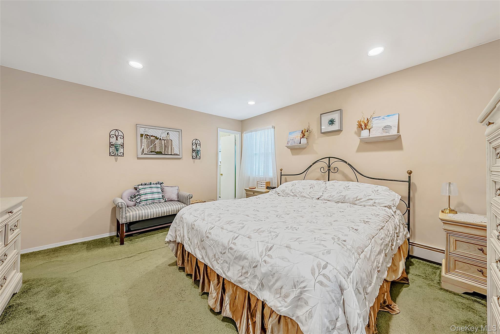 Single Family Rutland Road  Suffolk County, NY 11950, MLS-1038776-15
