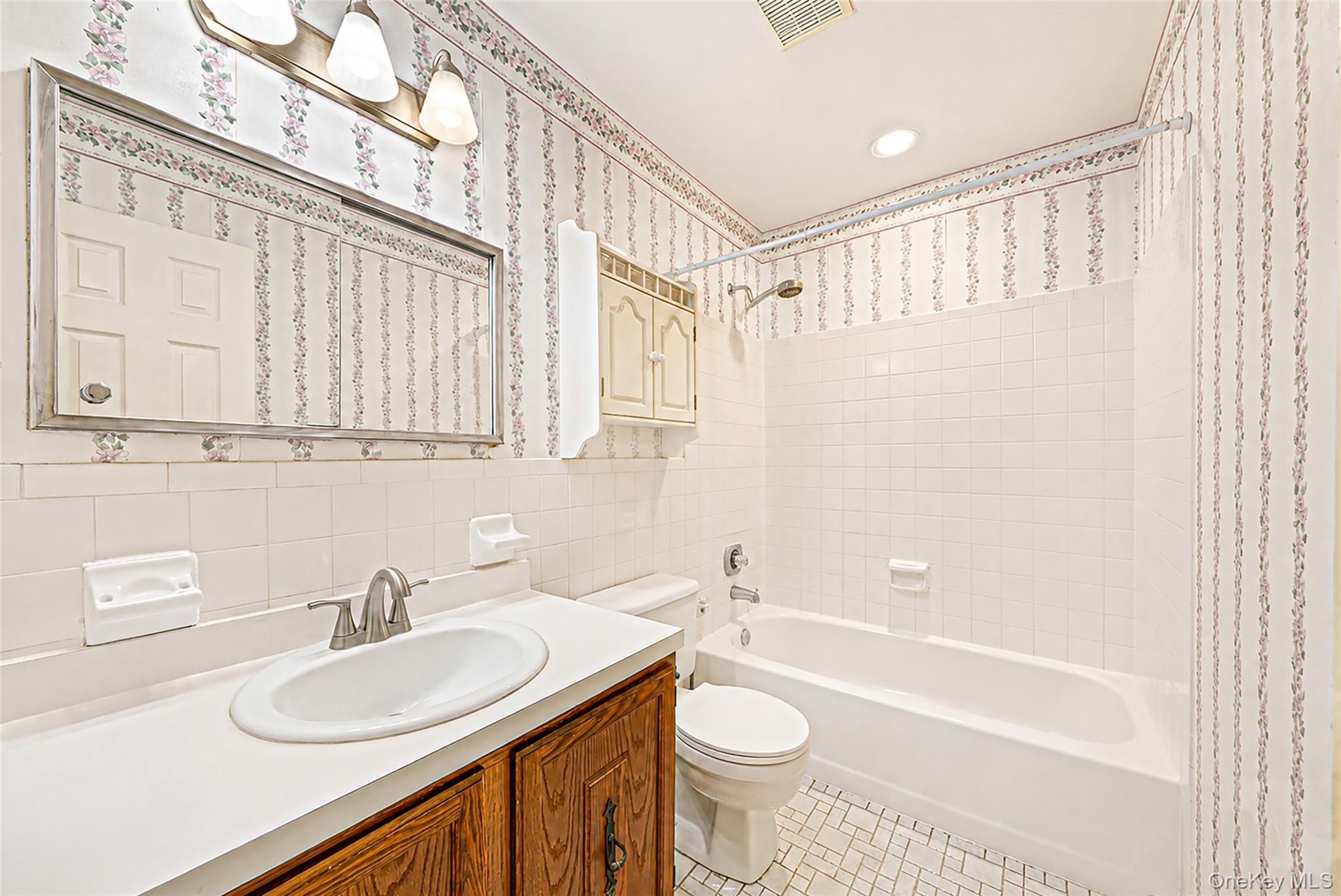 Single Family Rutland Road  Suffolk County, NY 11950, MLS-1038776-19