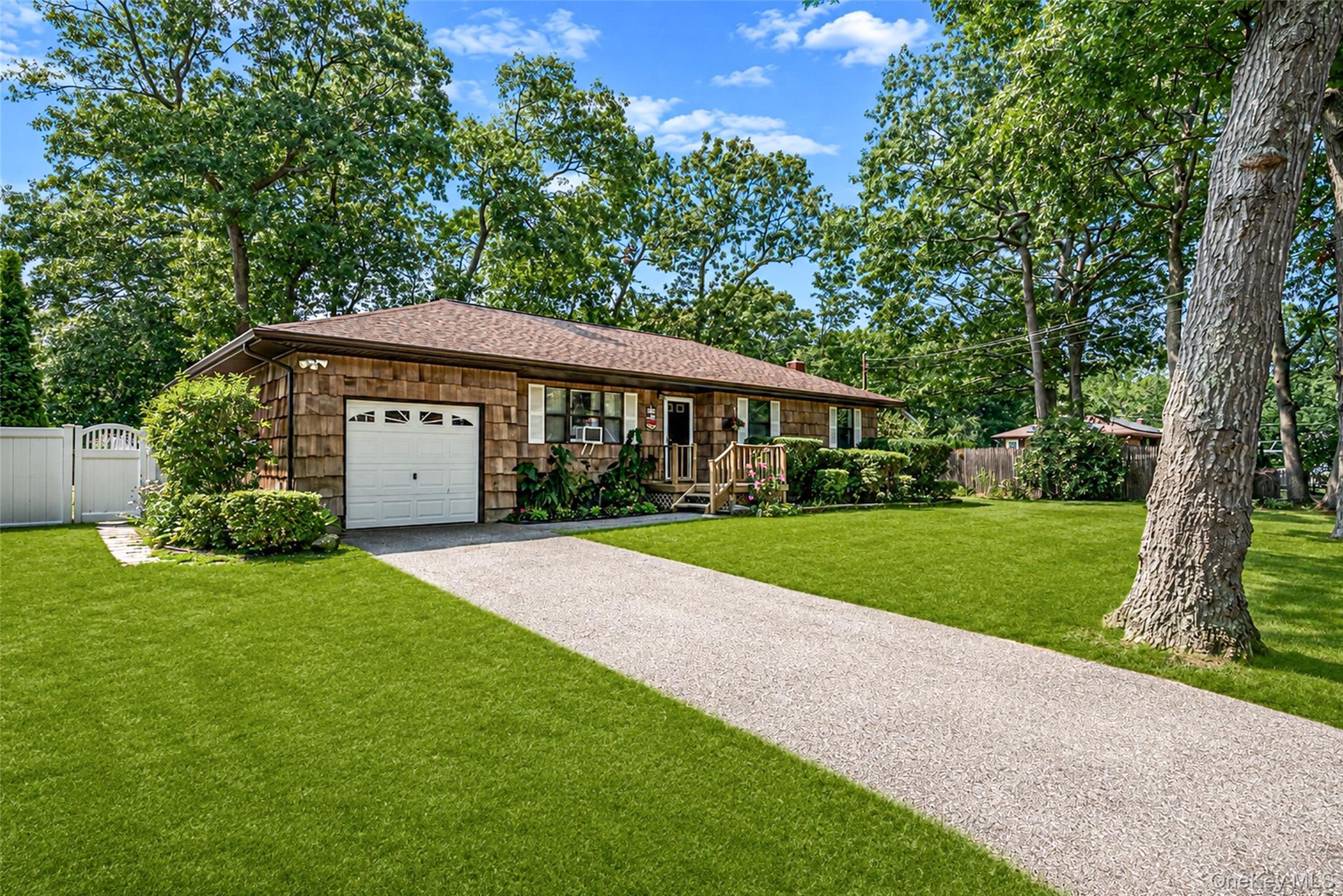 Single Family Rutland Road  Suffolk County, NY 11950, MLS-1038776-2
