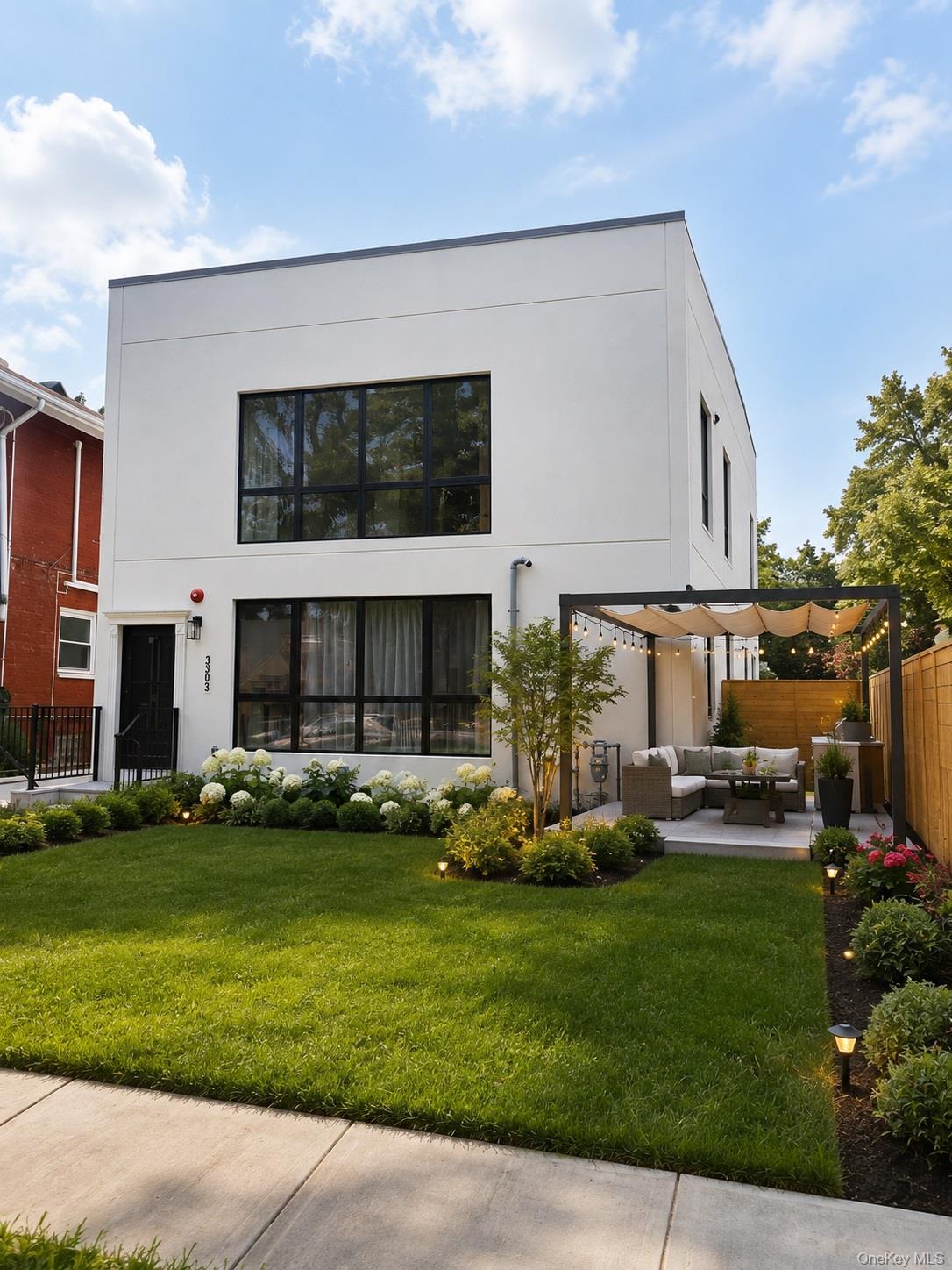 Single Family 213th Street Queens, NY 11361, MLS-1038779-2