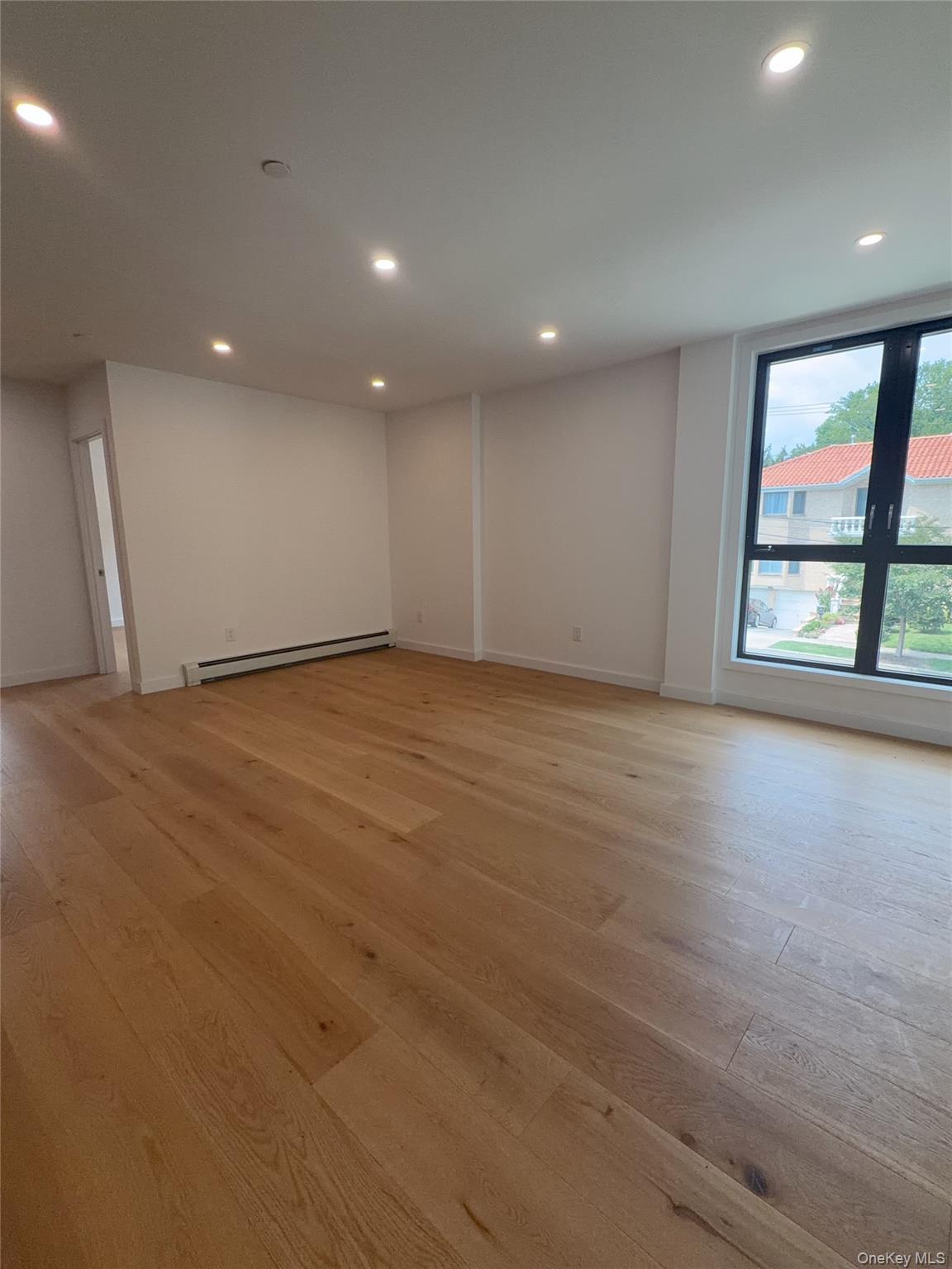 Single Family 213th Street Queens, NY 11361, MLS-1038779-6
