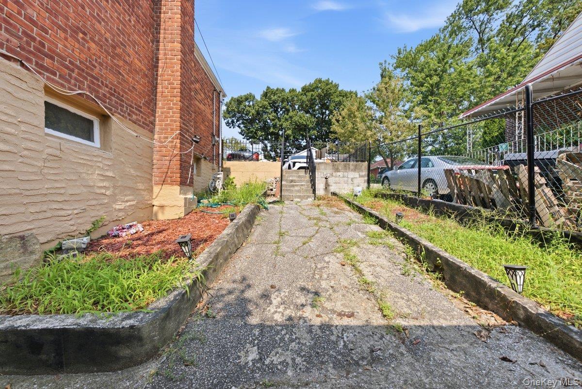 Single Family First Street Westchester County, NY 10704, MLS-1038781-24