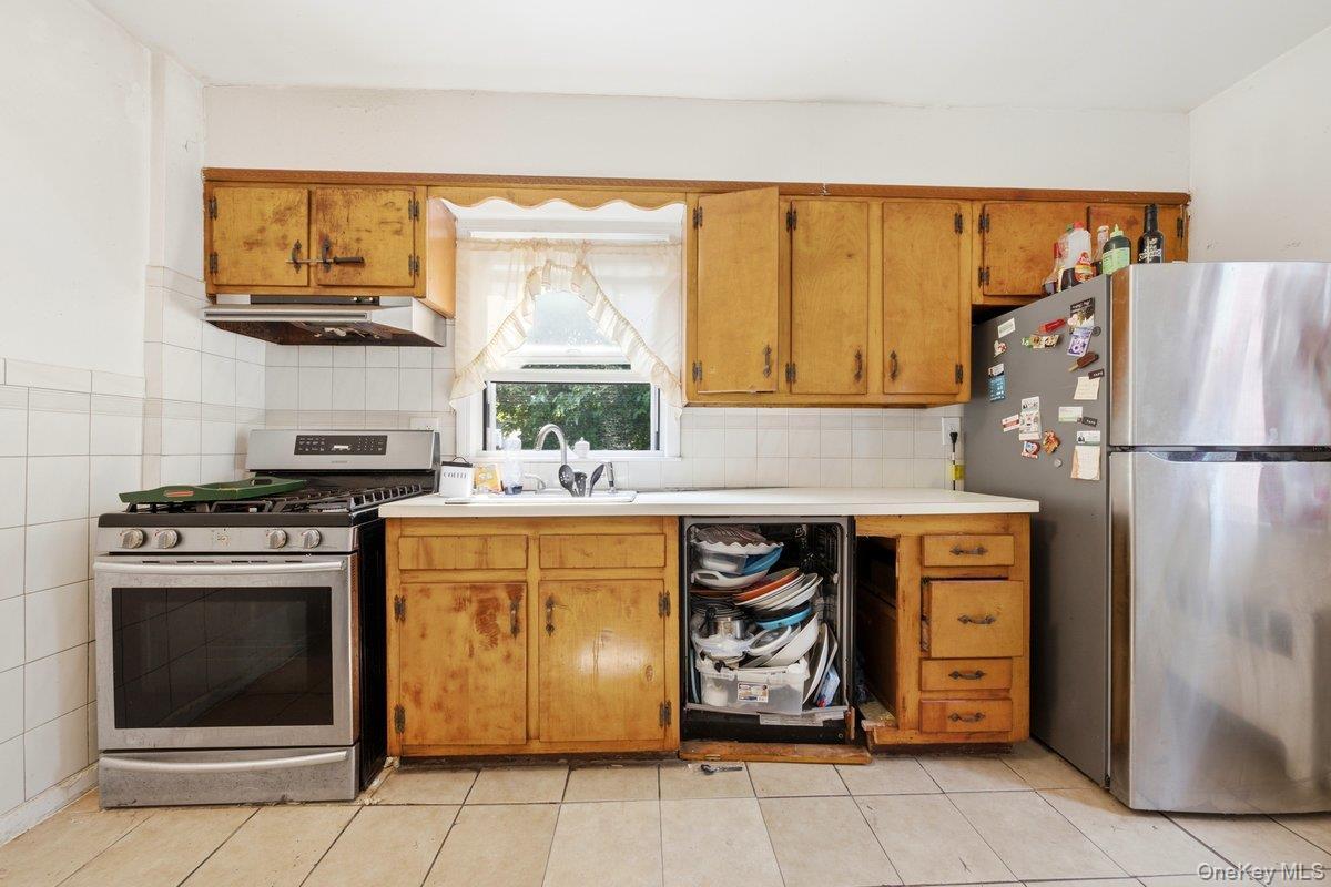 Single Family First Street Westchester County, NY 10704, MLS-1038781-3