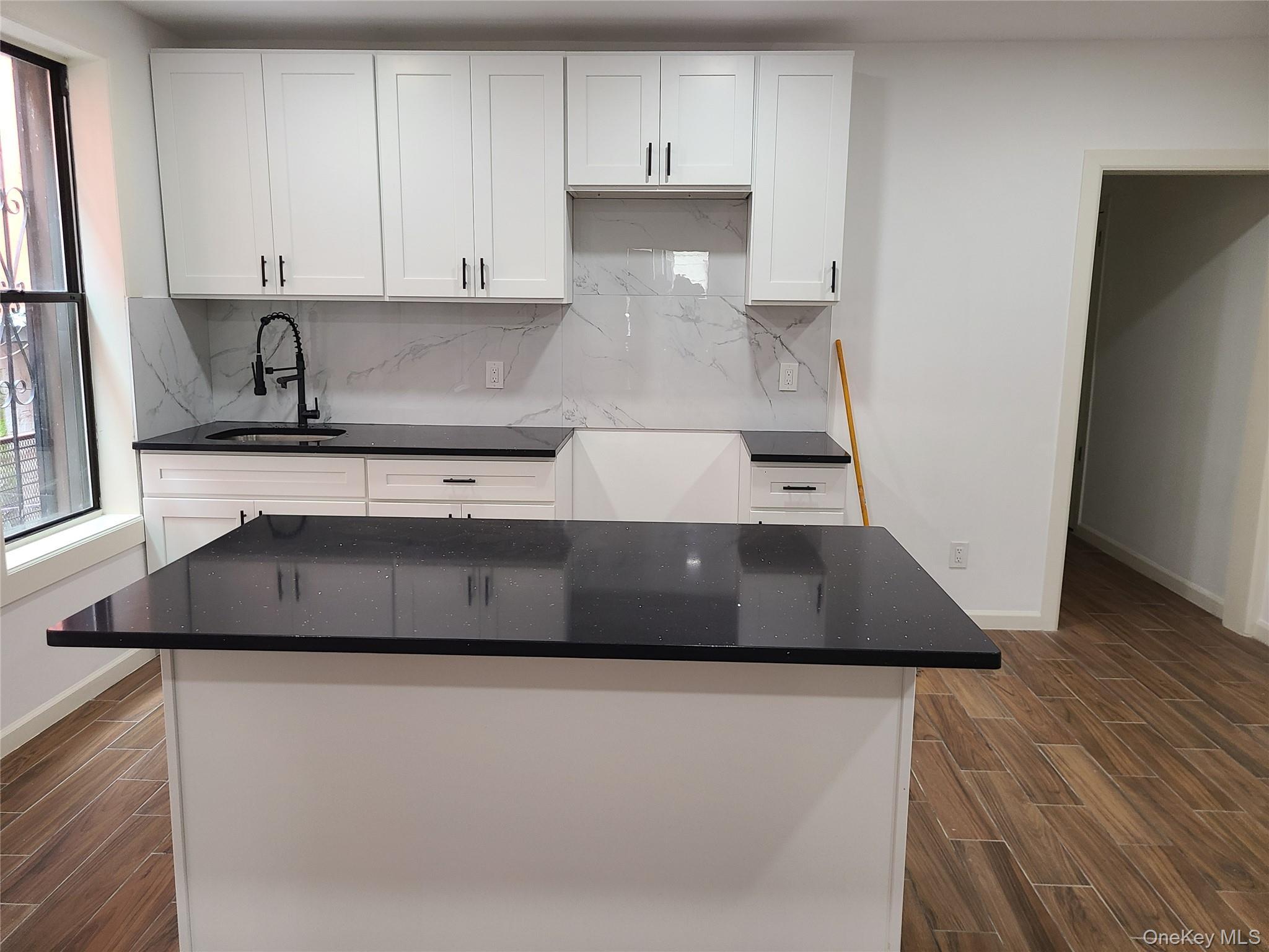 Single Family Seneca Avenue  Bronx, NY 10474, MLS-1038801-5
