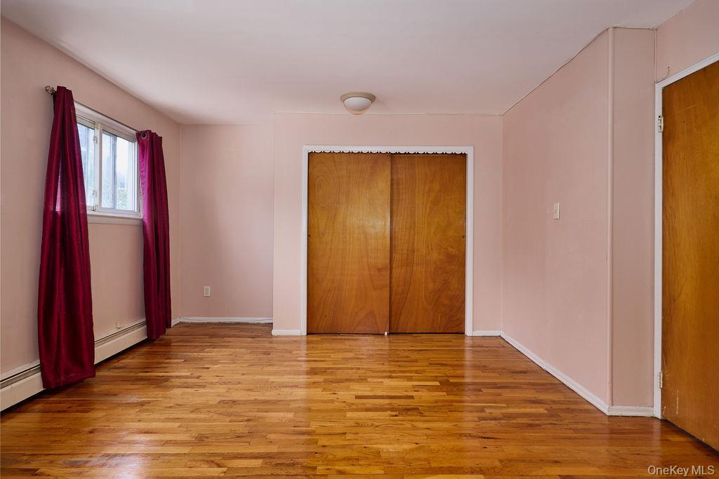 Single Family Throggs Neck Boulevard Bronx, NY 10465, MLS-1038811-16
