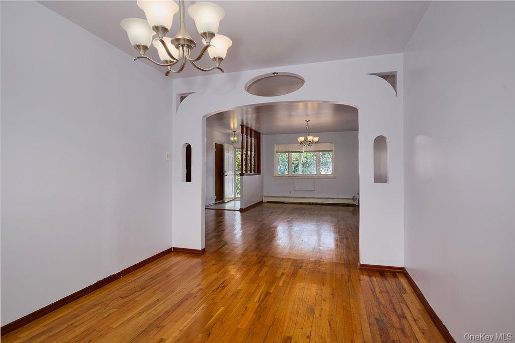 Single Family Throggs Neck Boulevard Bronx, NY 10465, MLS-1038811-27