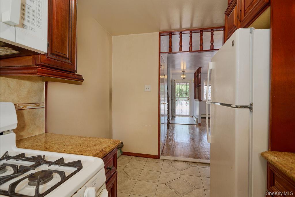 Single Family Throggs Neck Boulevard Bronx, NY 10465, MLS-1038811-30