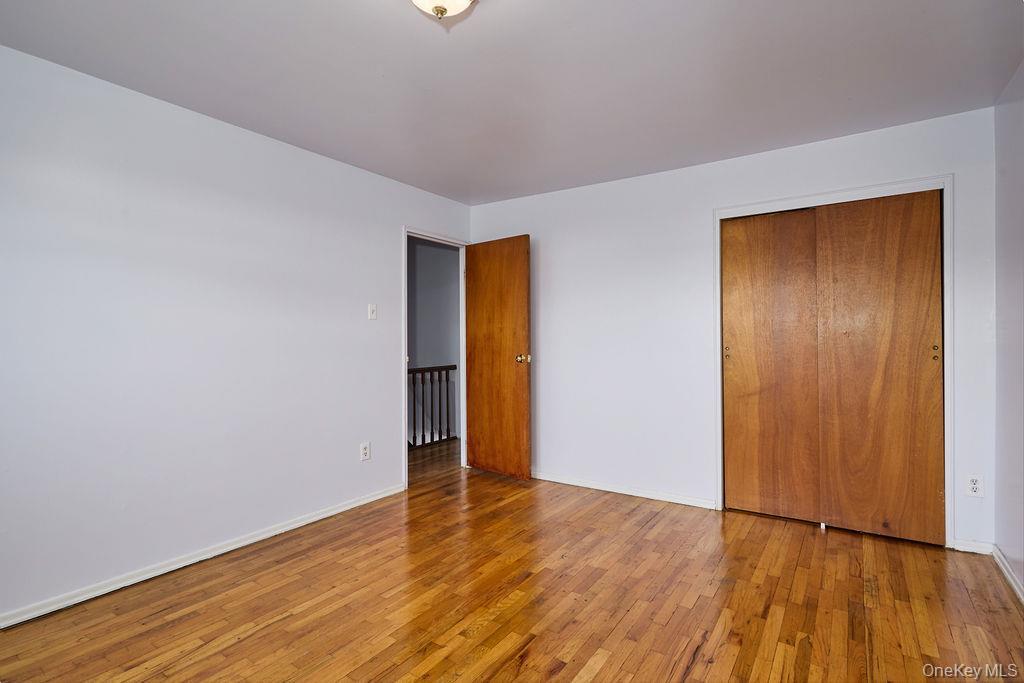 Single Family Throggs Neck Boulevard Bronx, NY 10465, MLS-1038811-33