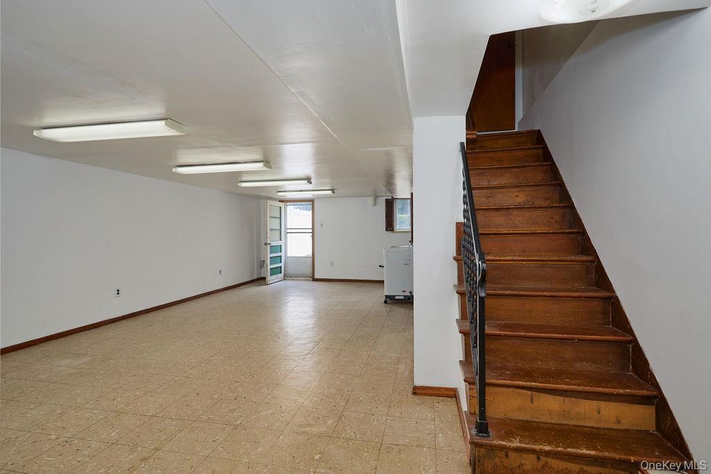 Single Family Throggs Neck Boulevard Bronx, NY 10465, MLS-1038811-38