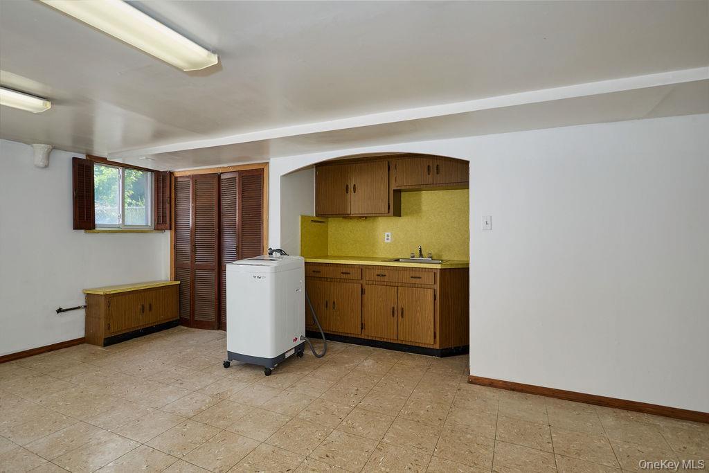 Single Family Throggs Neck Boulevard Bronx, NY 10465, MLS-1038811-42
