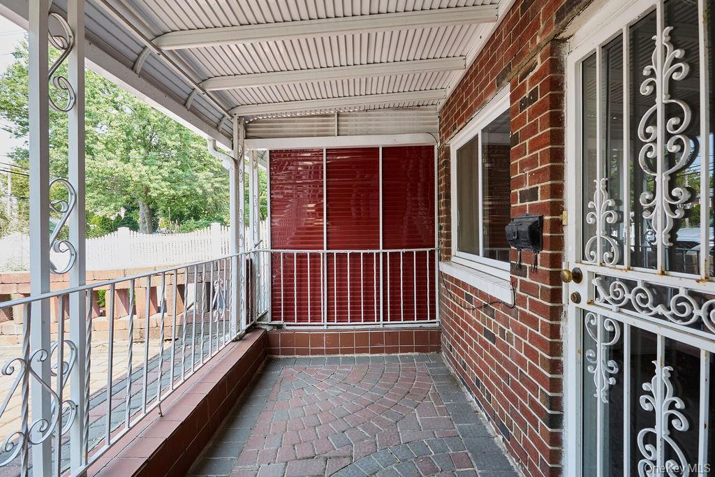 Single Family Throggs Neck Boulevard Bronx, NY 10465, MLS-1038811-46