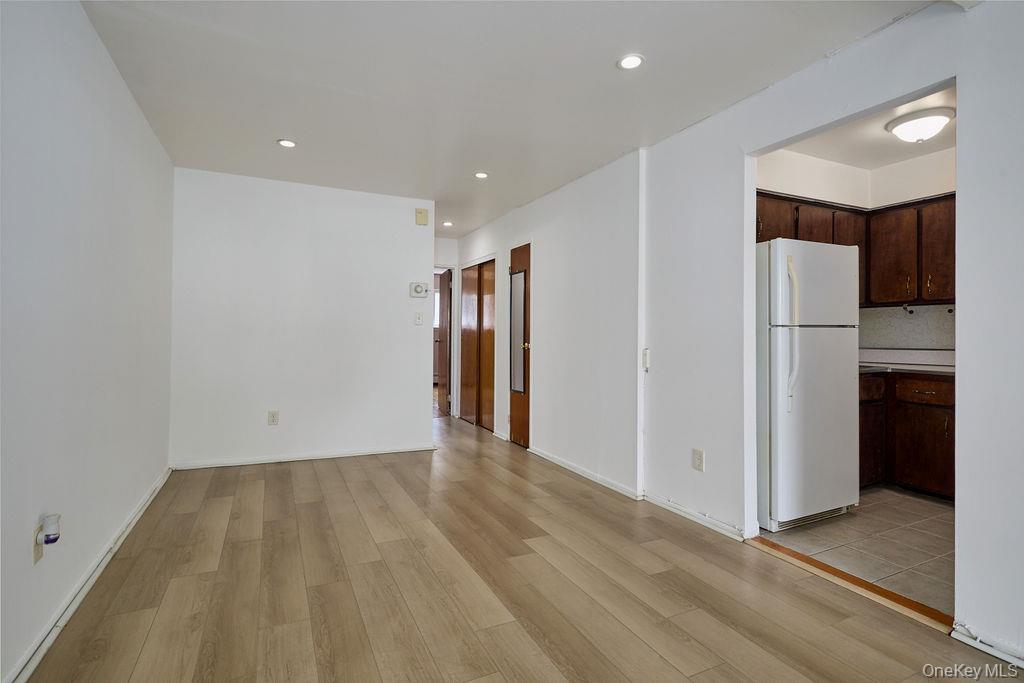 Single Family Throggs Neck Boulevard Bronx, NY 10465, MLS-1038811-6