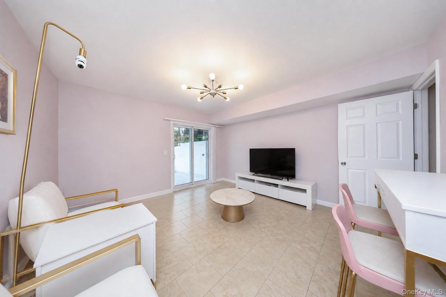 Single Family Medina Street Staten Island, NY 10306, MLS-1038812-12