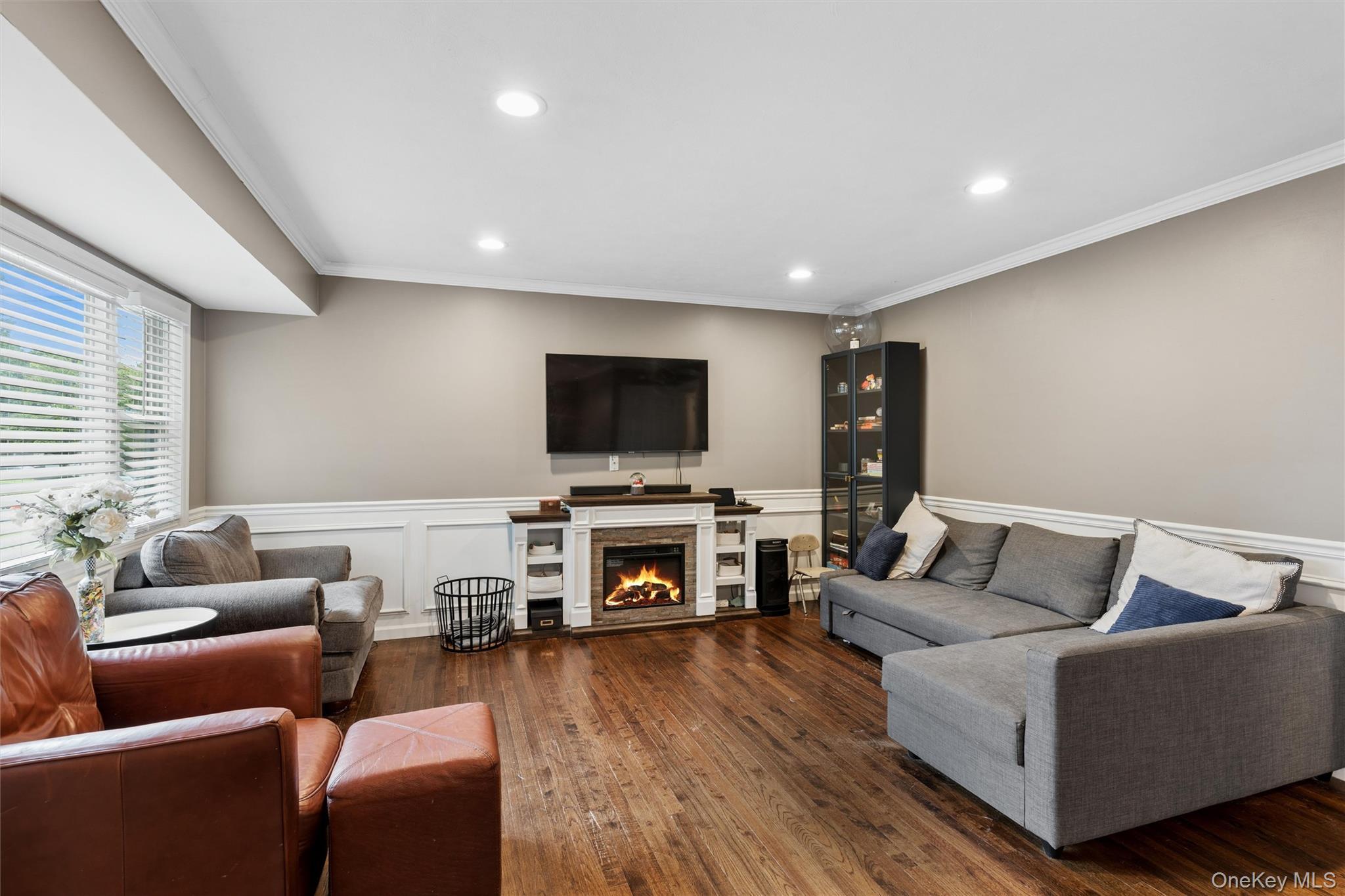 Single Family Larry Road S Suffolk County, NY 11784, MLS-1038816-3