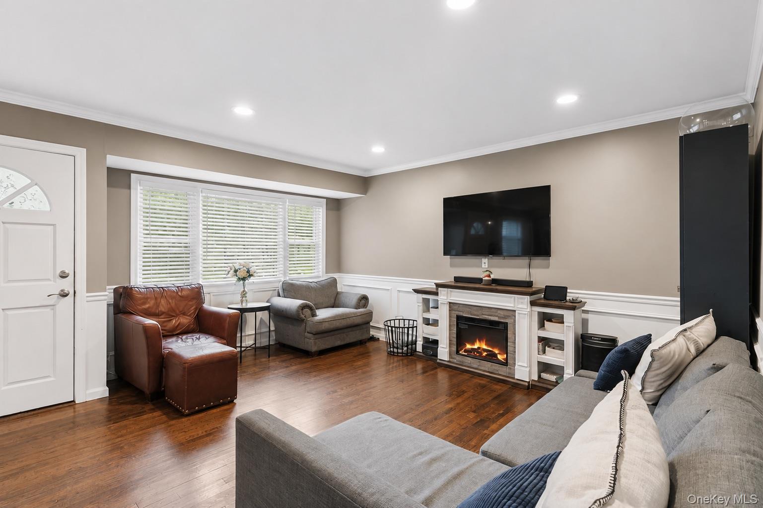 Single Family Larry Road S Suffolk County, NY 11784, MLS-1038816-4